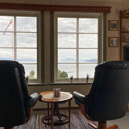 Tatil Evi Lovely In Fiksdalen