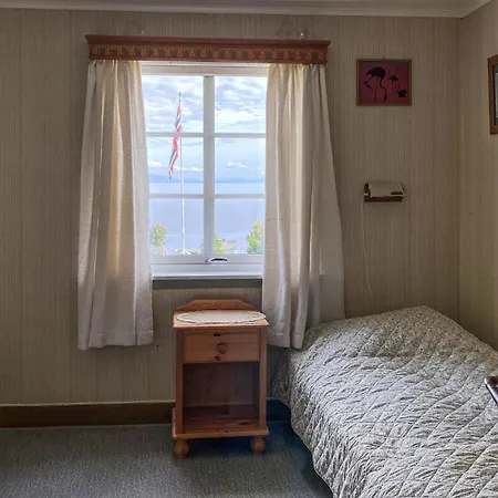 Lovely In Fiksdalen With Wifi Holiday home *